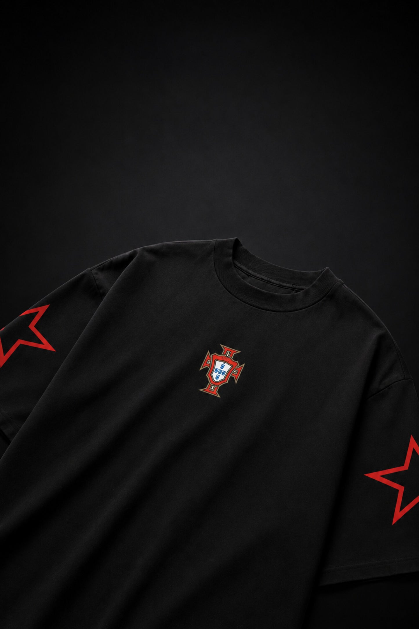 Cristiano Ronaldo CR7 number 7 black oversized t-shirt with red print and signature