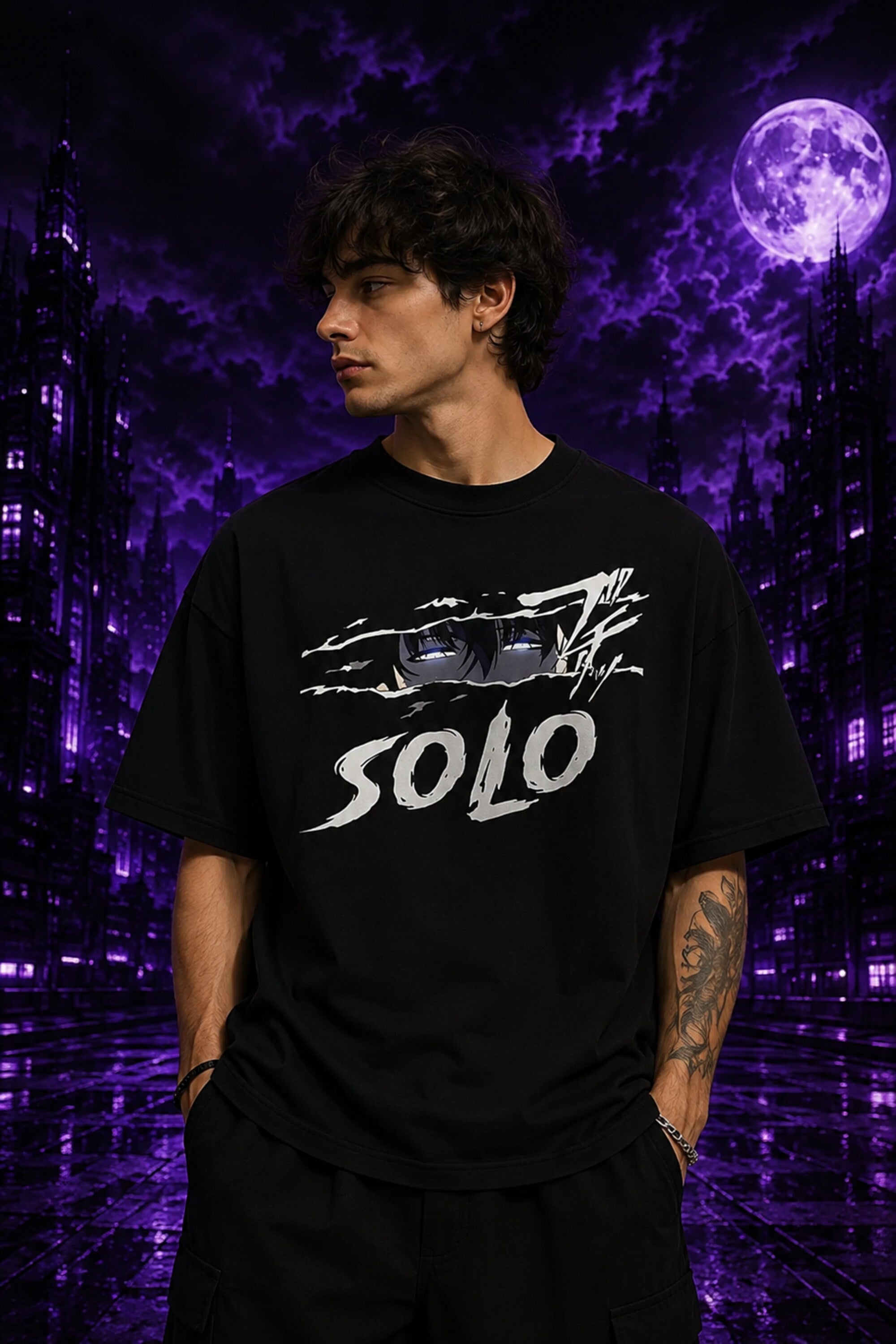 Black oversized tshirt with Sung Jinwoo eyes and SOLO graffiti text print from Solo Leveling manhwa anime