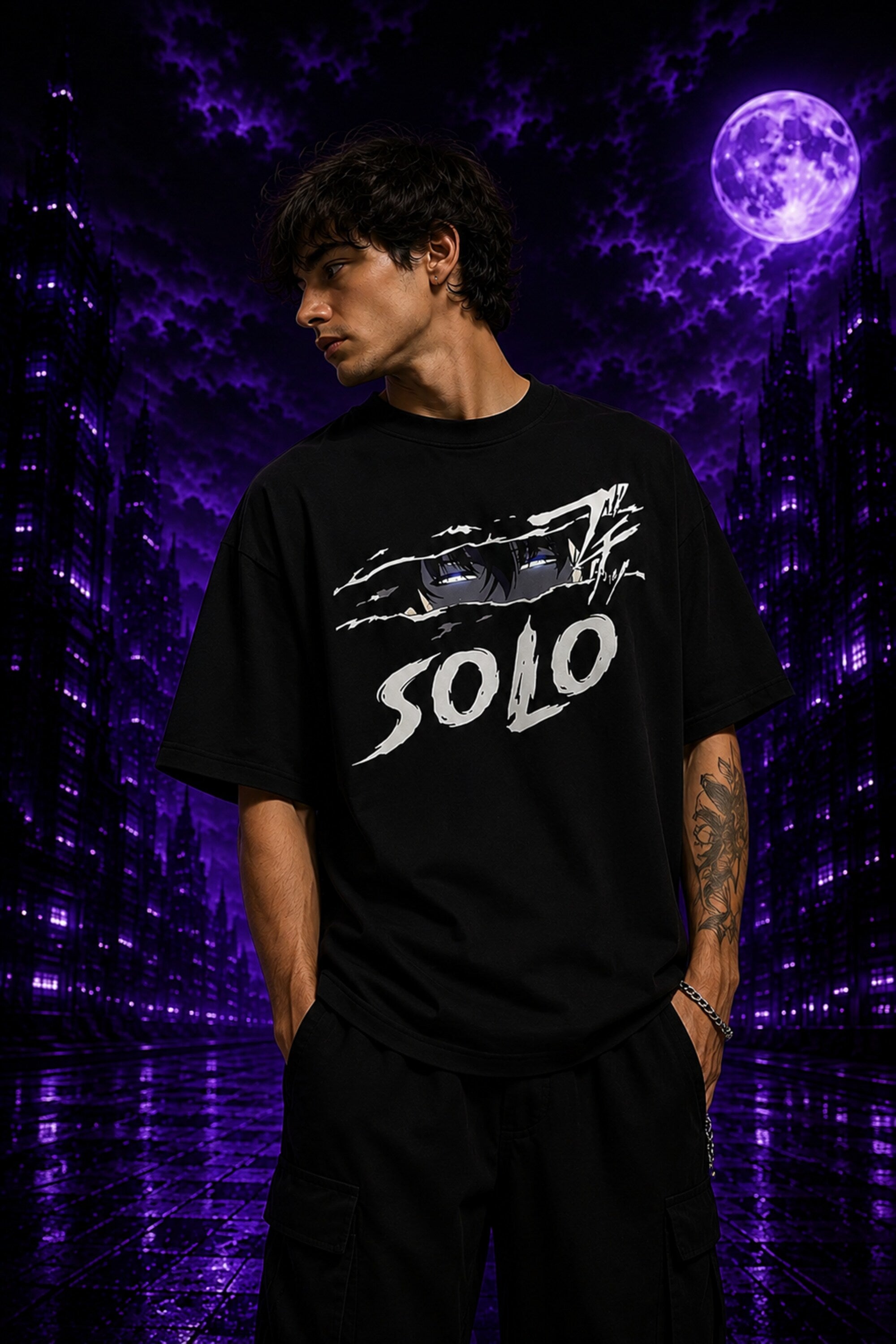 Black oversized tshirt with Sung Jinwoo eyes and SOLO graffiti text print from Solo Leveling manhwa anime