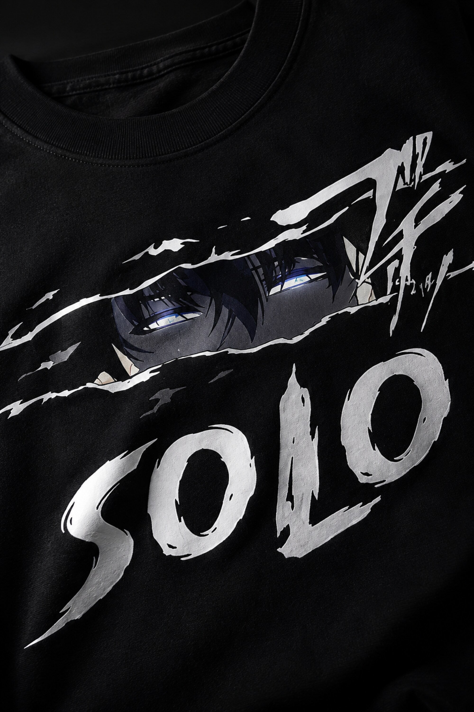 Black oversized tshirt with Sung Jinwoo eyes and SOLO graffiti text print from Solo Leveling manhwa anime