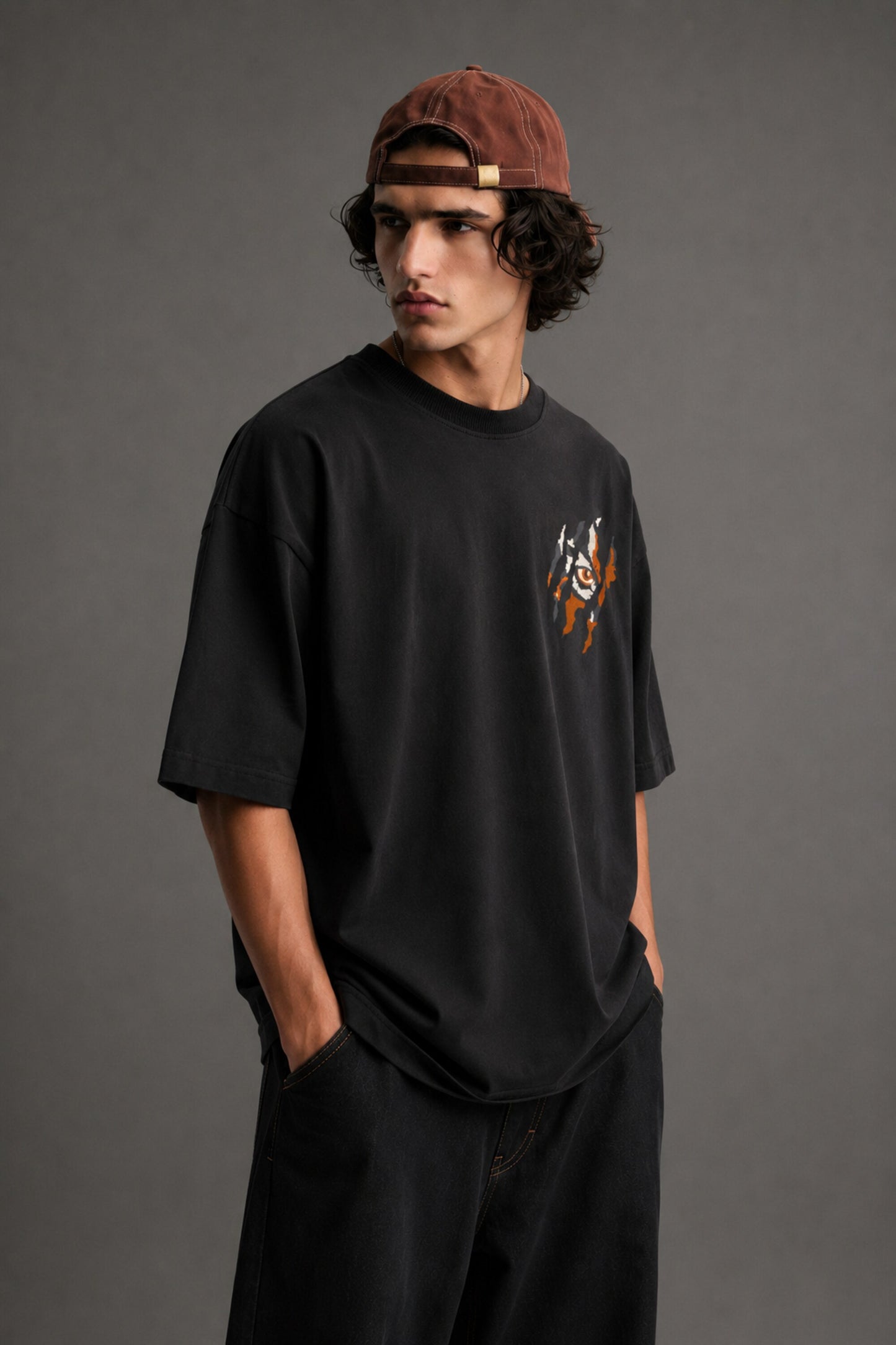 POPCASE Tiger Black oversized graphic t shirt with tiger claw rip eye design premium cotton streetwear