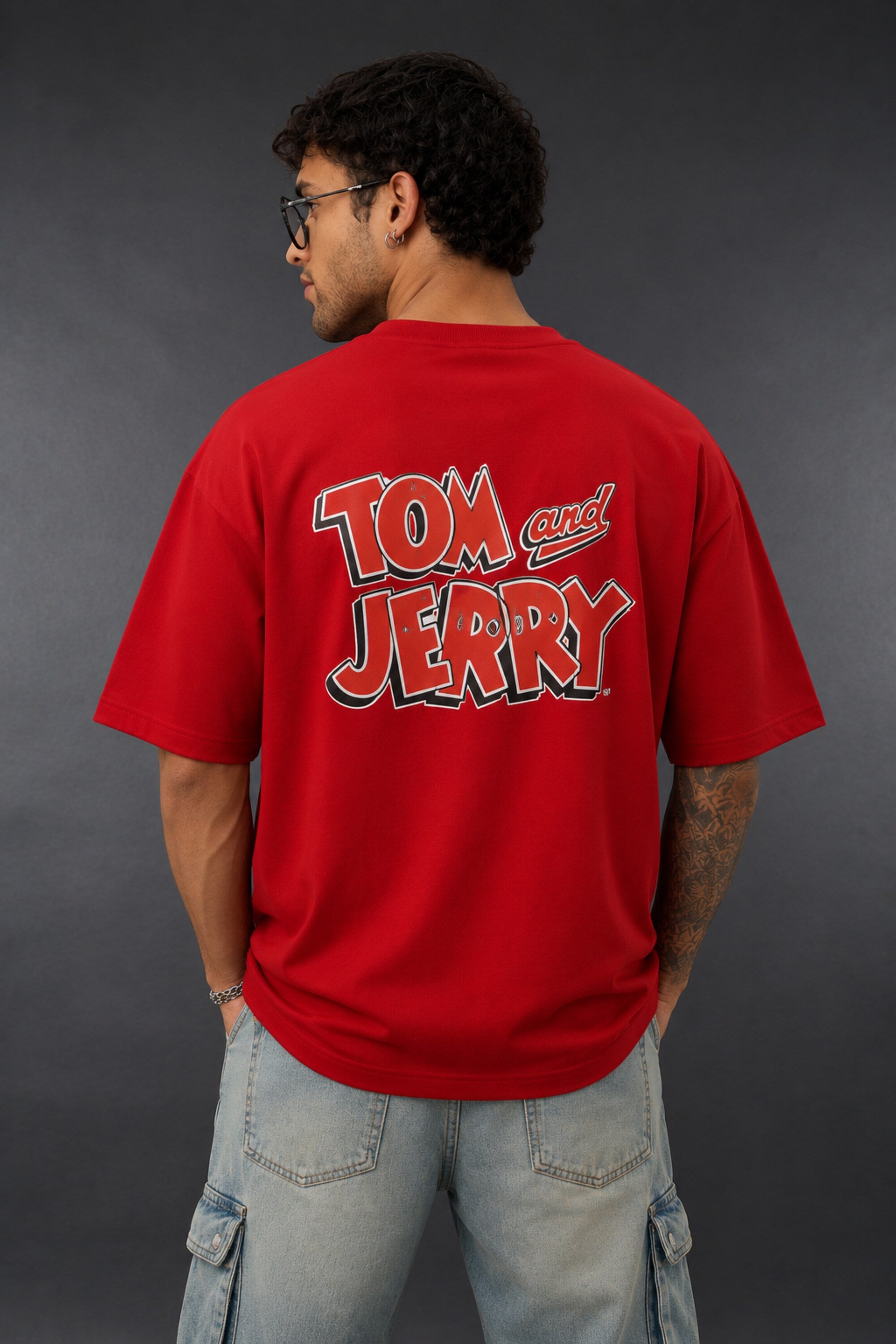 POPCASE Tom and Jerry Mischievous beige black graphic oversized t shirt collegiate text Jerry mouse back logo streetwear tshirt